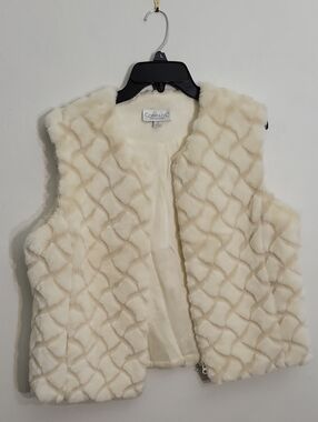 Conrad C Cream Faux Fur Quilted Vest